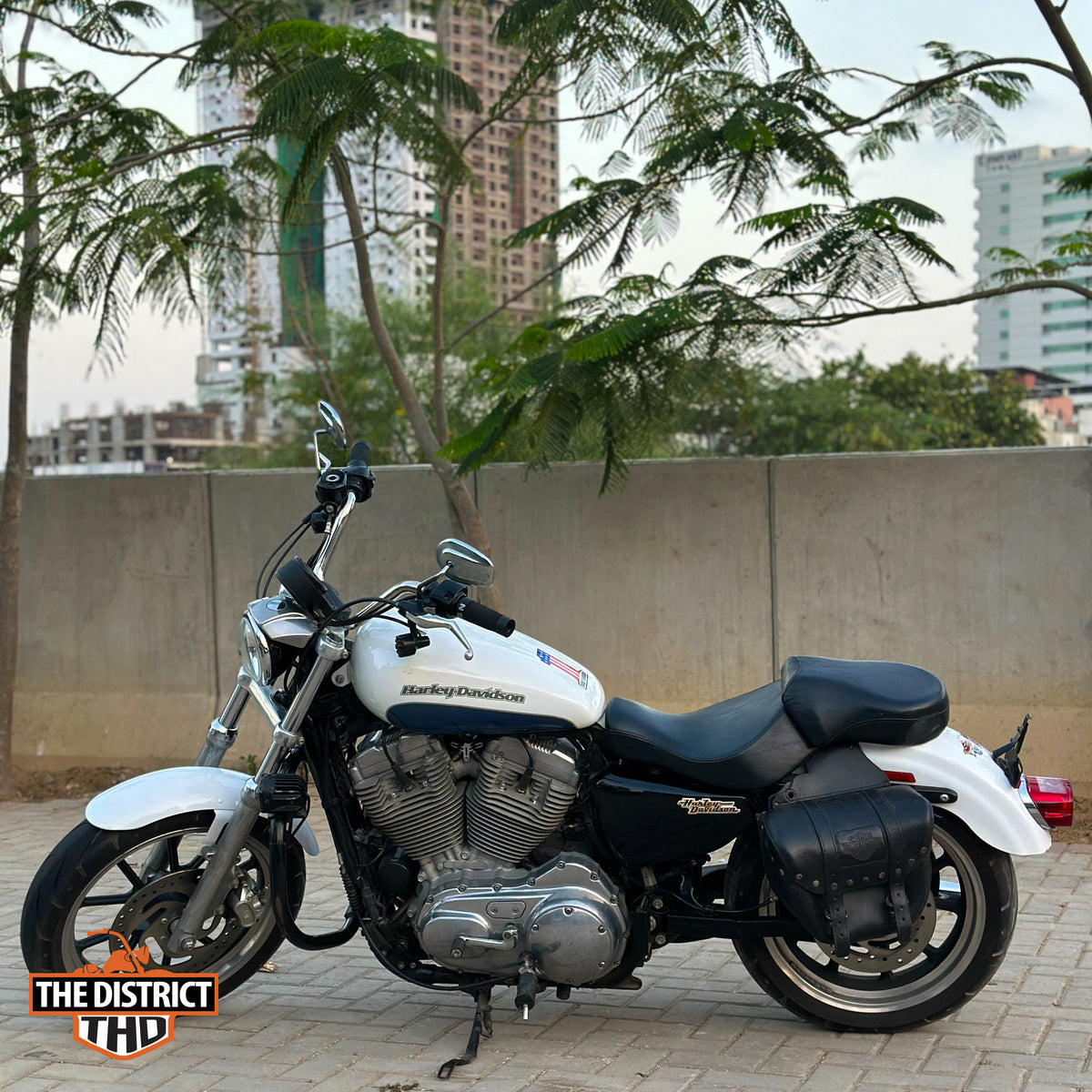 SPORTSTER SUPERLOW (XL883L) 2015